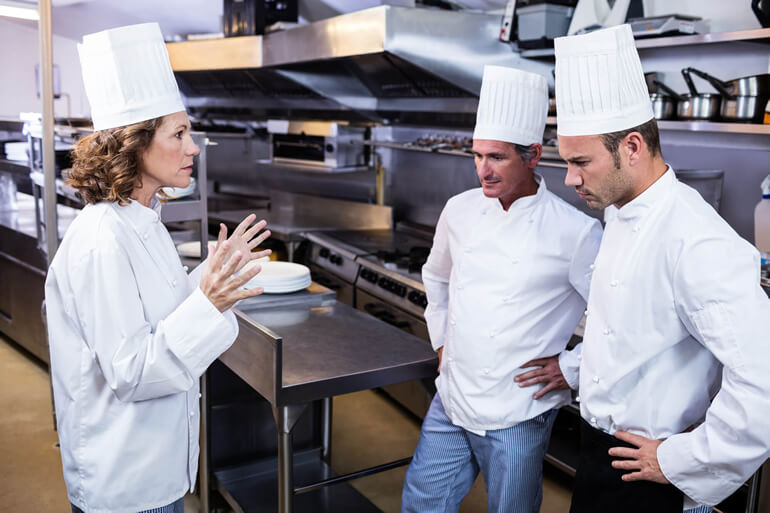 Problemas com a equipe do buffet: conheça os mais comuns!